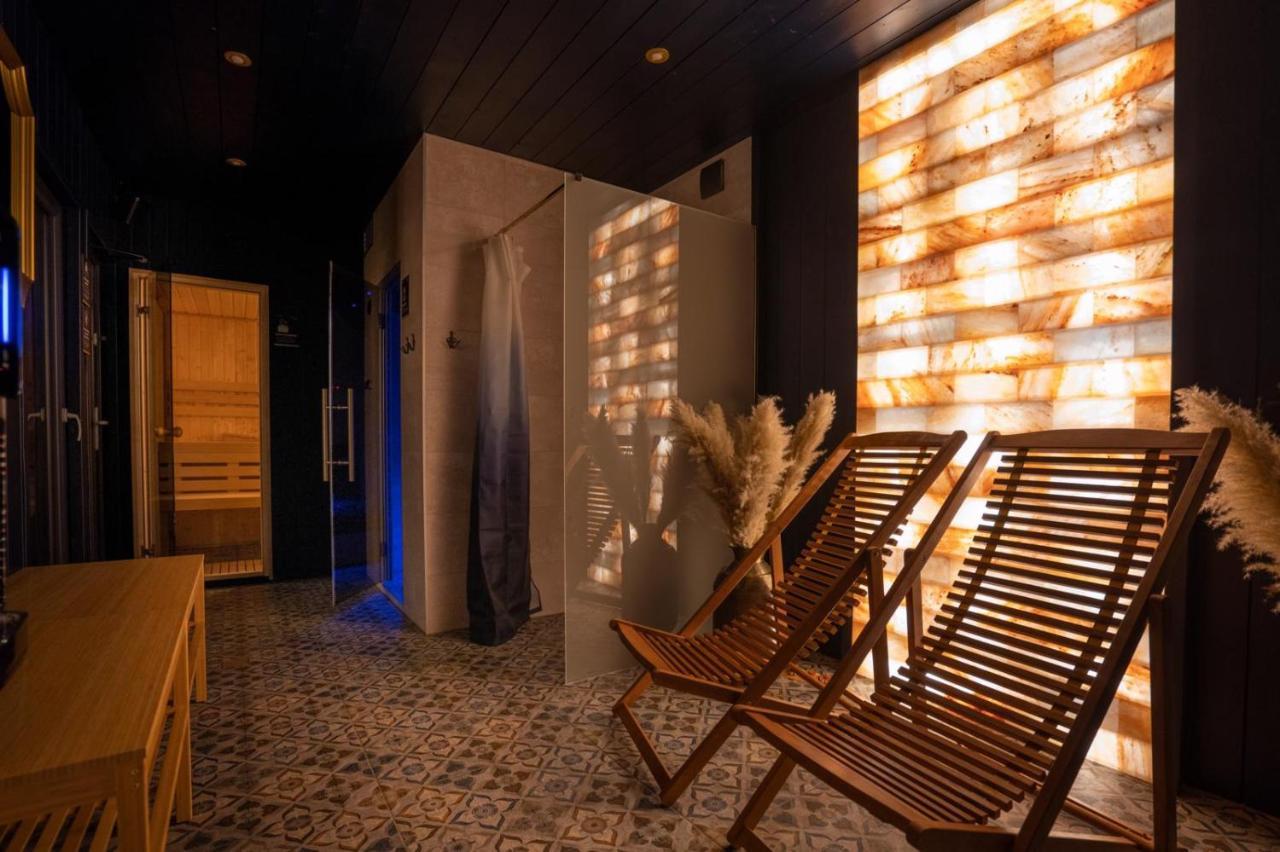 Dom W Domu - Izera Glamping Bed & Breakfast Gajowka  Bagian luar foto