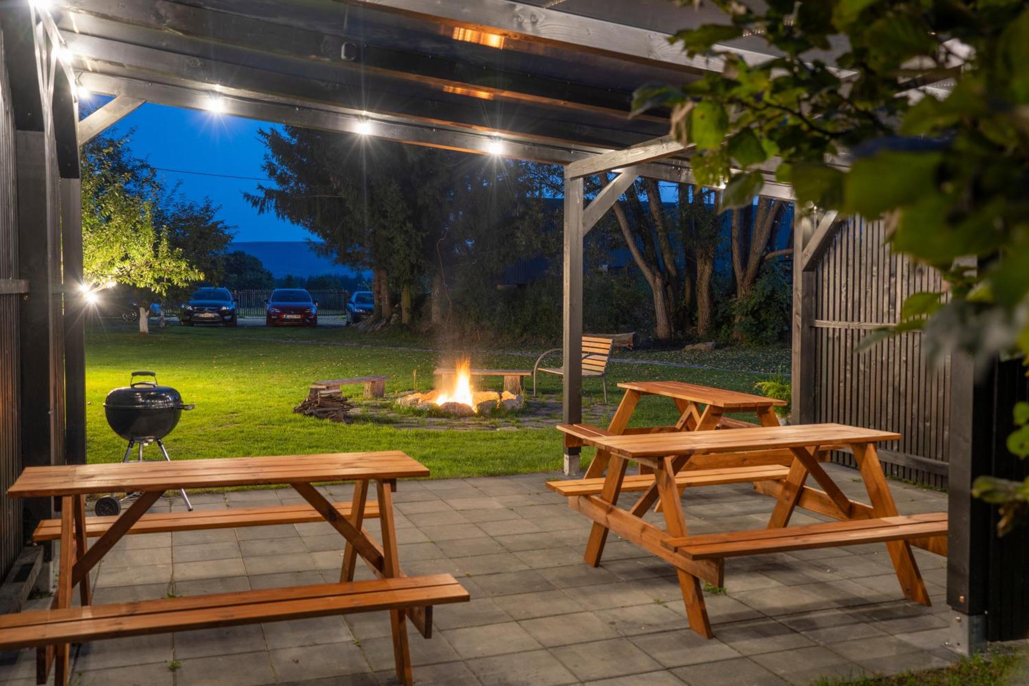 Dom W Domu - Izera Glamping Bed & Breakfast Gajowka  Bagian luar foto