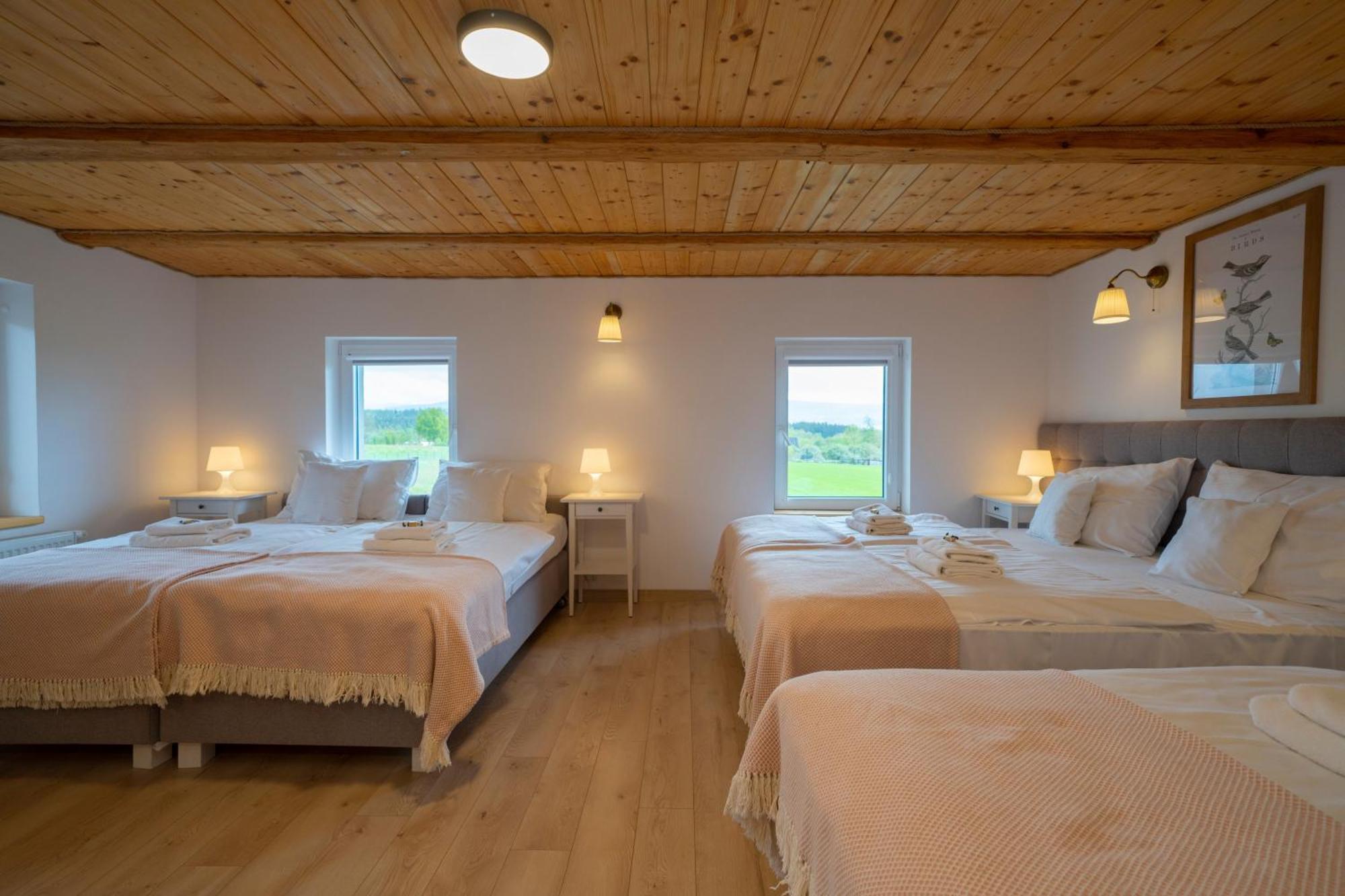 Dom W Domu - Izera Glamping Bed & Breakfast Gajowka  Ruang foto