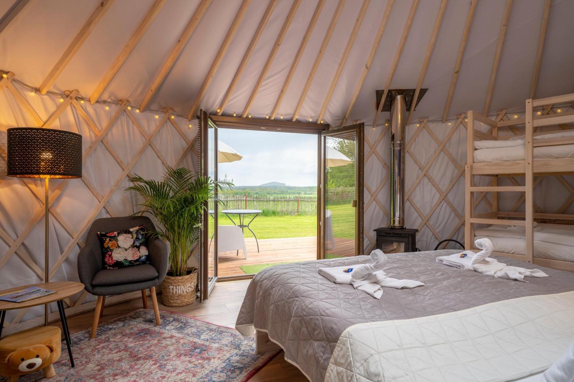 Dom W Domu - Izera Glamping Bed & Breakfast Gajowka  Ruang foto