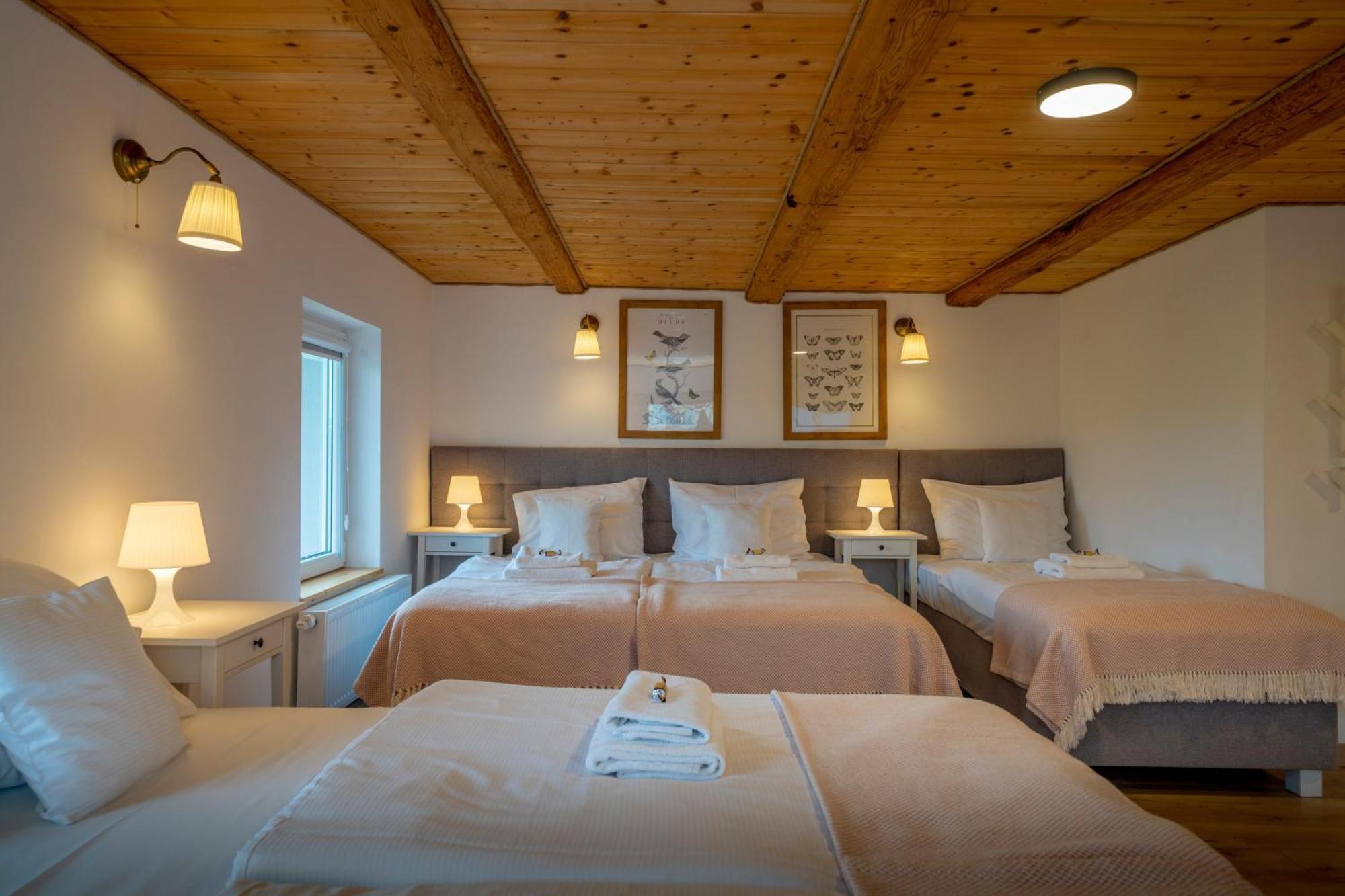 Dom W Domu - Izera Glamping Bed & Breakfast Gajowka  Ruang foto