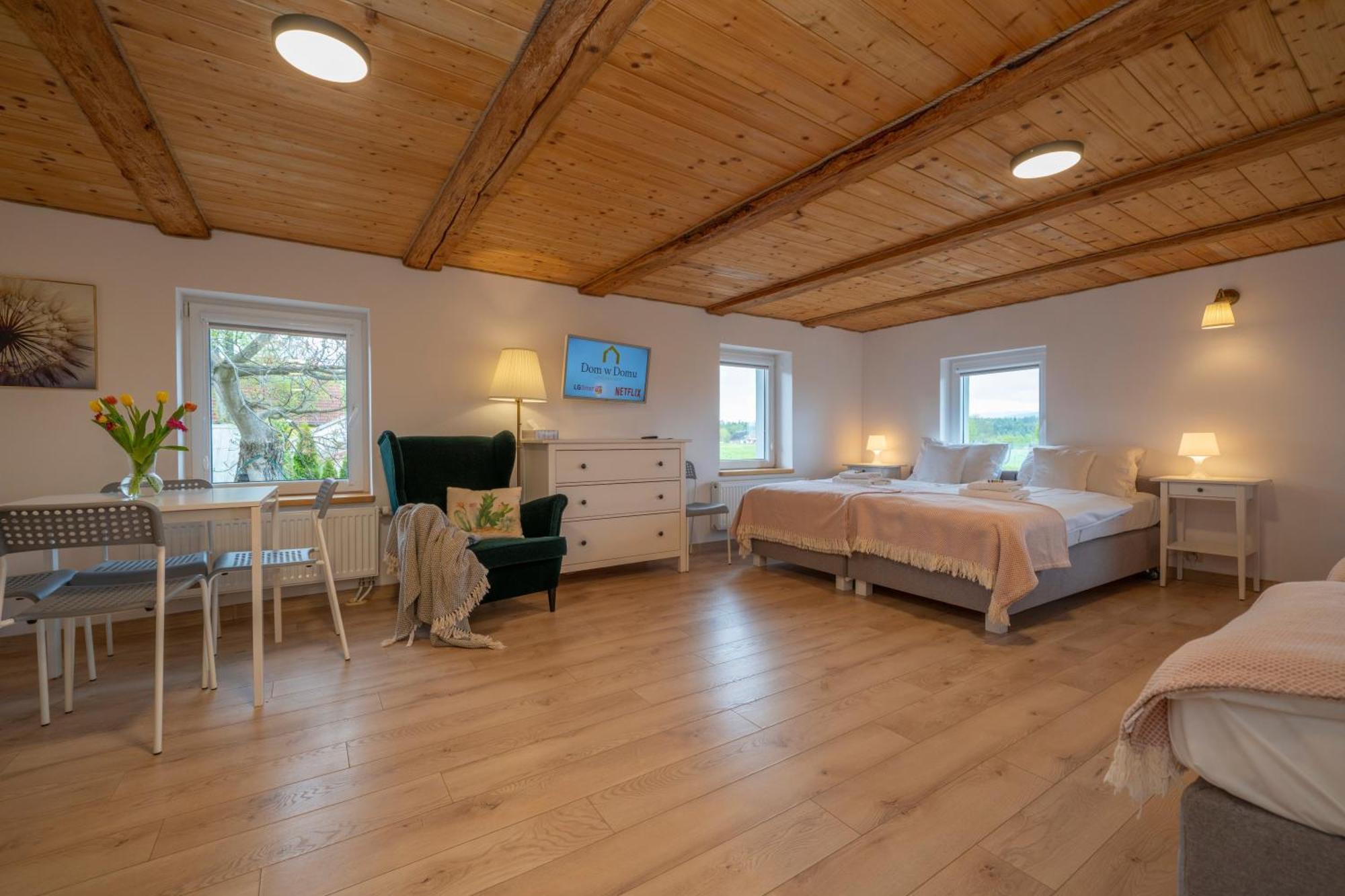 Dom W Domu - Izera Glamping Bed & Breakfast Gajowka  Ruang foto