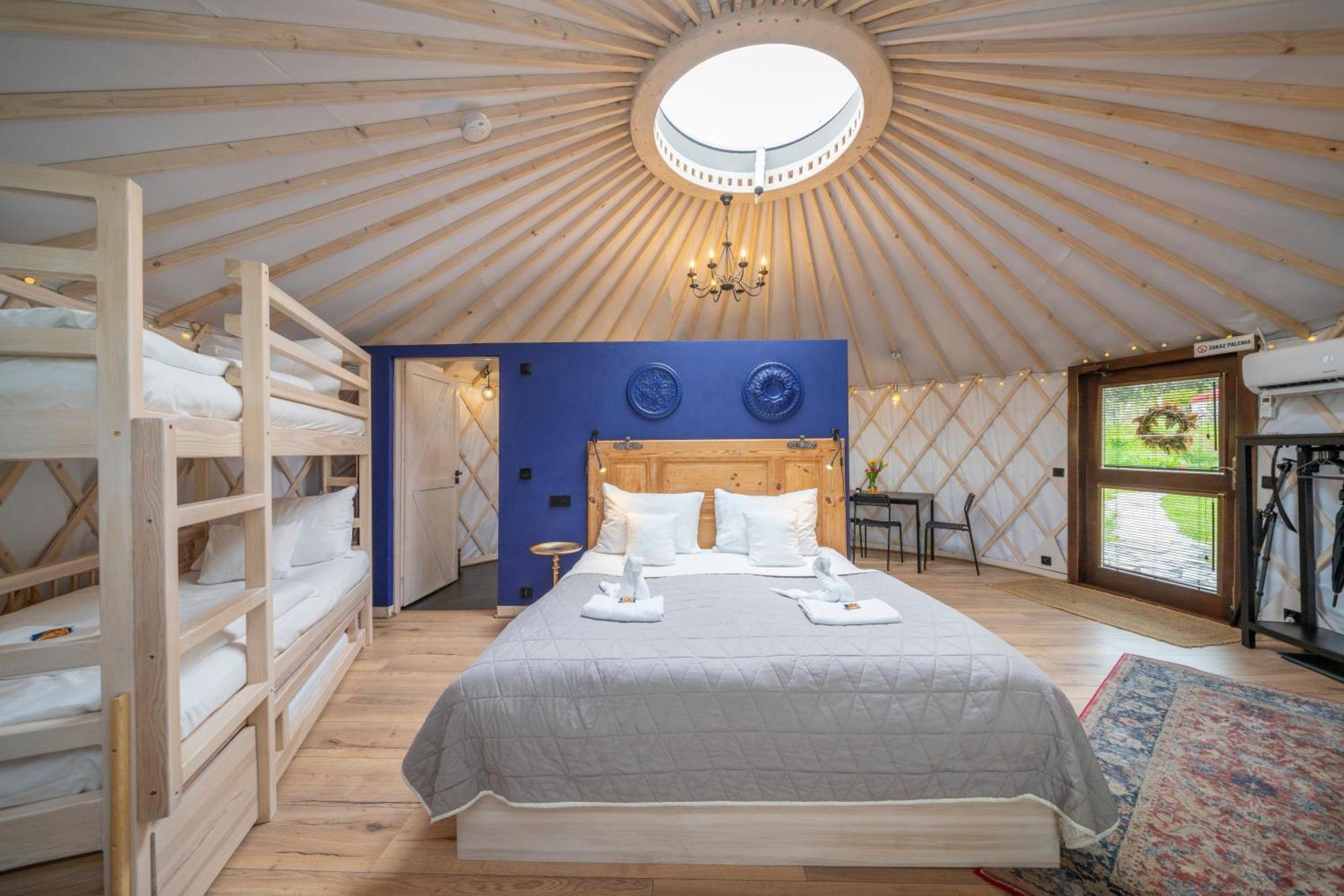 Dom W Domu - Izera Glamping Bed & Breakfast Gajowka  Ruang foto